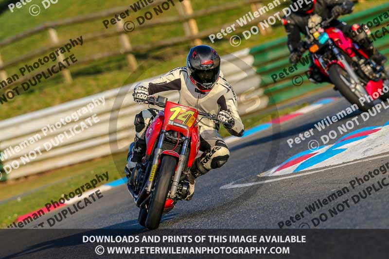 PJ Motorsport Photography 2018;enduro digital images;event digital images;eventdigitalimages;mallory park;mallory park photographs;mallory park trackday;mallory park trackday photographs;no limits trackdays;peter wileman photography;racing digital images;trackday digital images;trackday photos
